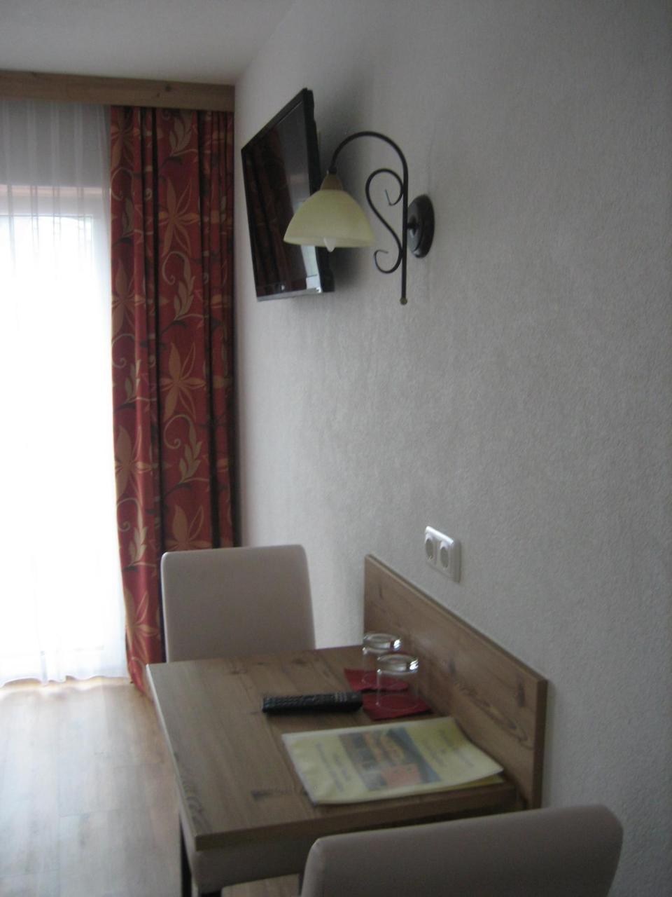 Hotel Jagdhof Kramsach Exterior photo